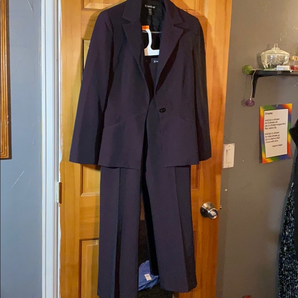 Bebe blazer/pant suit - BEAUTIFUL